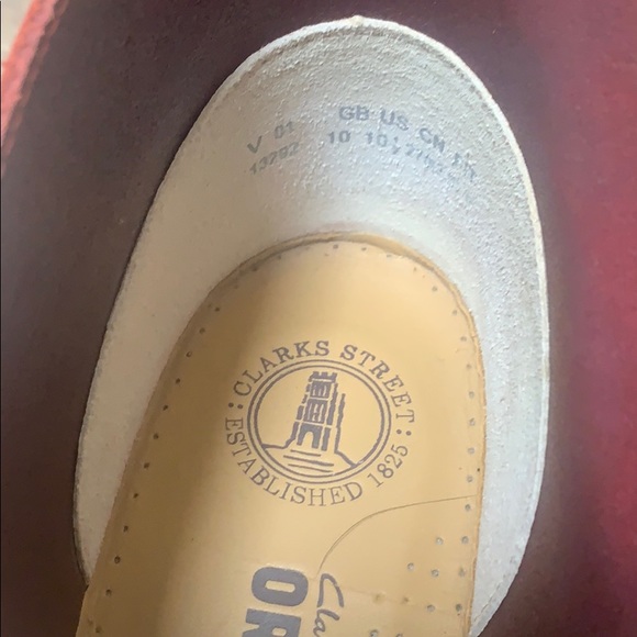 COPY - COPY - Size 10.5 | Men’s Clark’s Salmon Red Desert Shoes - Picture 13 of 13